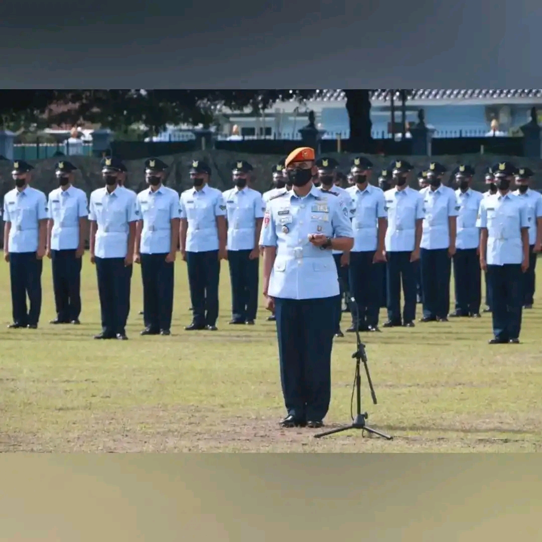 Porno ayol ishchi bilan jinsiy aloqa